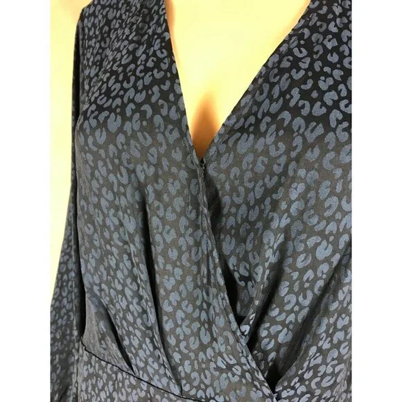 1.STATE Women's Blue Silky Sheen Surplice V-neck Leopard Print Jumpsuit NWD 12 - Picture 4 of 9